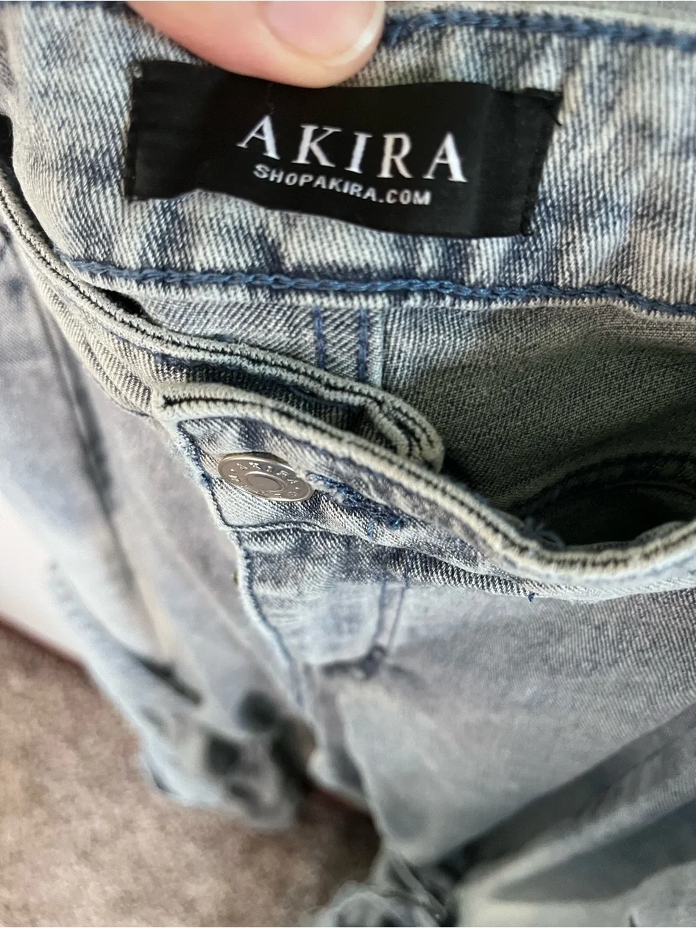 Akira Light Wash Stacked Ruched Buckle Strap Jeans Plus Size 19/34 - Picture 4 of 10